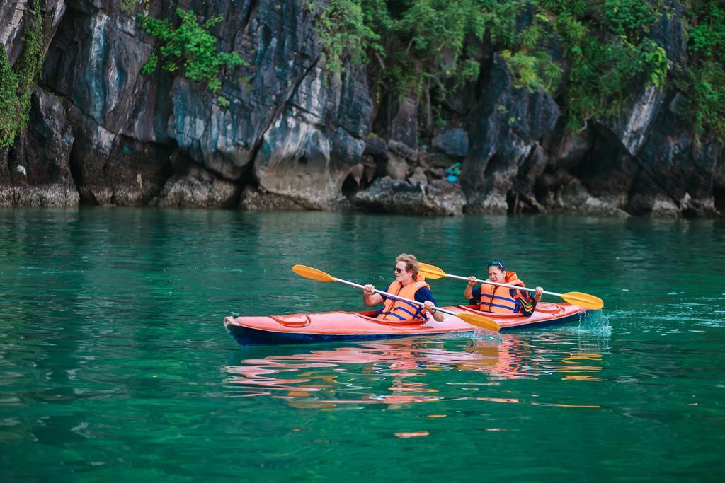 Готель Cristina Diamond Cruise Халонг Номер фото