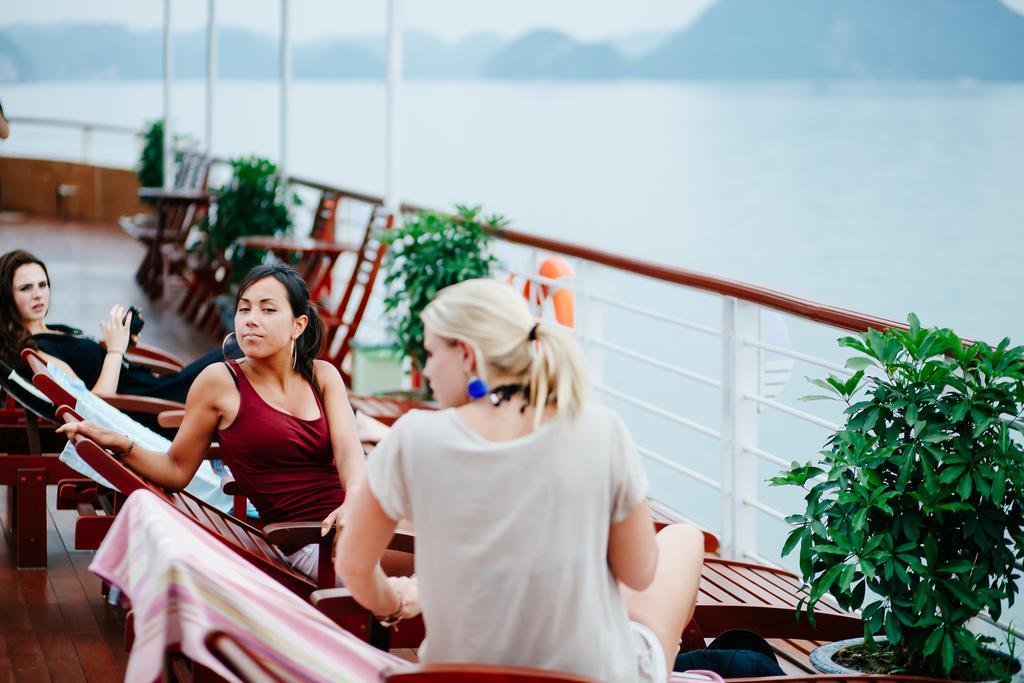 Готель Cristina Diamond Cruise Халонг Номер фото
