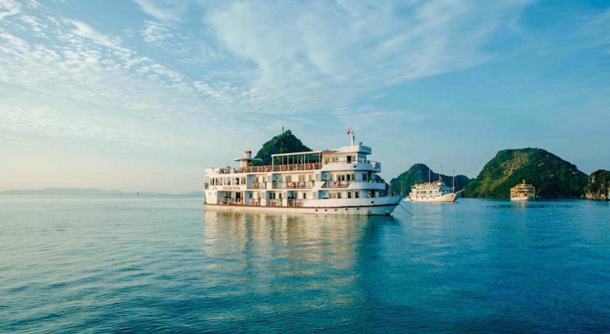Готель Cristina Diamond Cruise Халонг Екстер'єр фото